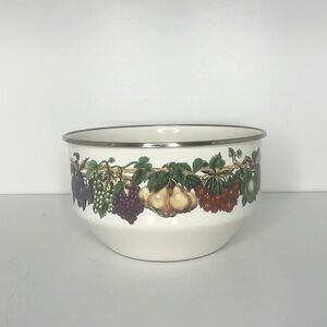 Vintage Vitro Ceramic Bowl - Tabletops Unlimited Kensington Garden